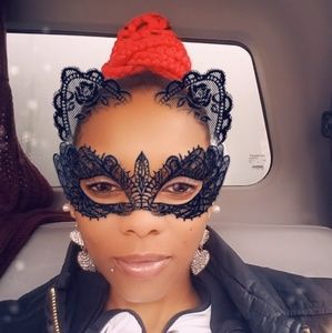 Meet your Posher, Debra